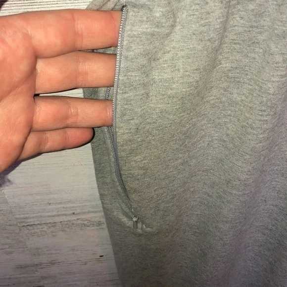 Adidas Sweatpants joggers Grey and black Size medium Adidas pants workout gym - Picture 3 of 6